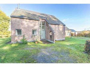 Villa de 2010 avec 5 chambres garage et jardin