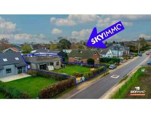 MAGNIFIQUE TERRAIN AVEC MAISON  GROS POTENTIEL A STEMBERT