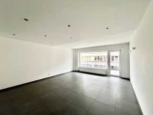 Appartement 2 ch/balcons/cave