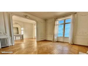 Bureaux 192 m²