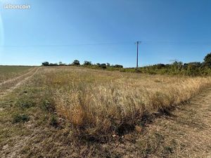 Terrain de loisir et constructible