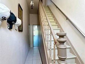 Maison unifamiliale avec garage et jardin + caves!