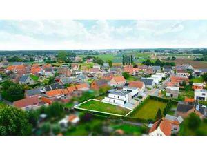 Rustig gelegen perceel bouwgrond met oppervlakte van 561 ...