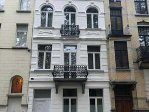 Maison de Maître avec 8 chambres (hôtel de jour)