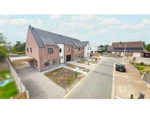 KANTWERK  woning in landelijke stijl