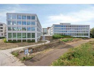 Bureaux récemment construits (à partir d'environ 600 m²) à v