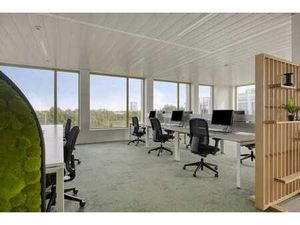 Bureaux récemment construits (à partir d'environ 600 m²) à v