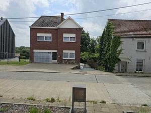 Ruime  solide woning met grote kelder  terras en tuin