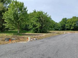 Terrain constructible viabilisé à vendre