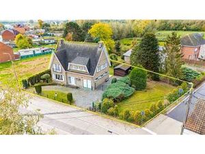 Charmante vrijstaande woning met grote tuin in het landelijk