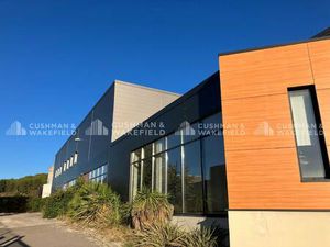 Local d'activités à louer