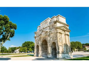 Vente appartement 4 pièces 82 m² à Orange (84100)  280 500 €