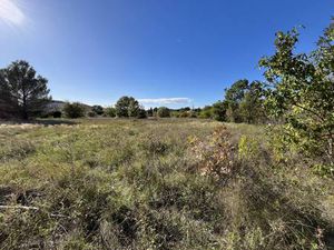 Terrain constructible viabilisé à vendre