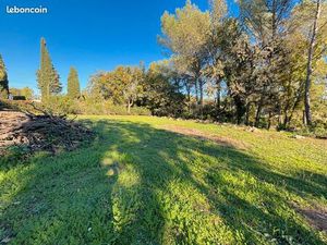 Terrain 2 500 m² Mougins