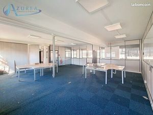 Bureaux 231 m²