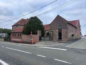 Bureaux élégants et prêts à emménager à Oosterzele