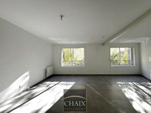 Appartement - 75 M2 - 3 pièces entièrement renové avec terra