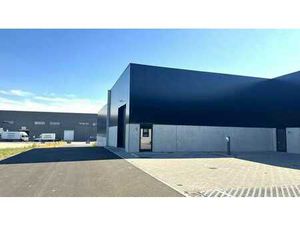 Entrepôt neuf à louer dans la rue Atomveldstraat à Haaltert