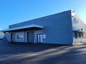 Location commerce 1204 m² à Campsas (82370)