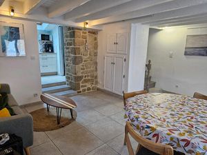 Coeur d'ETEL  Maison en pierres rénovée 2 chambres avec cour