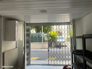 A louer local de stockage