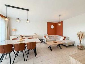 Appartement rénové 2 chambres avec garage