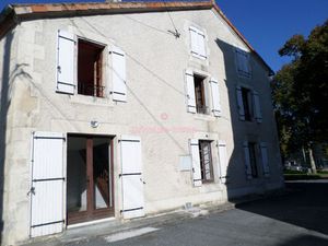 ENSEMBLE IMMOBILIER HIERSAC