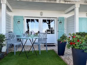 Location meublée appartement 1 pièce 32 m² à Rivedoux-Plage (17940)  885 €