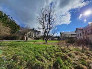 Terrain de 1 053 m² à Bonneville