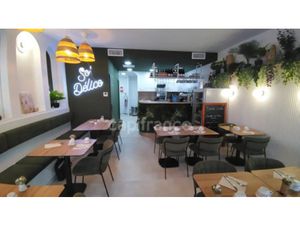 GARD (30) LE GRAU−DU−ROI (30240) Fonds de commerce de crêperie  saladerie  glacier en cent