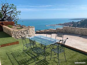 Maison Vue Baie de Menton