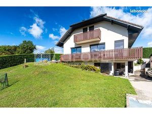 Maison 5 pièces 145 m²