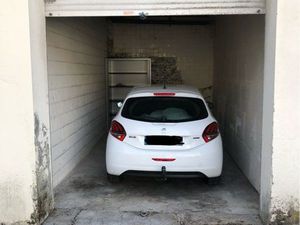 1 Garage à louer à Anzin