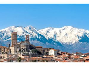 Vente terrain 300 m² à Elne (66200)  104 200 €