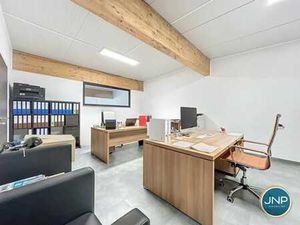 JEMEPPE/SERAING - Espace bureau à louer + parking !