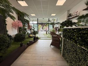 Vente locaux professionnels 100 m² à Sainte-Maxime (83120)  415 000 €