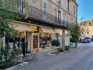 Vente locaux professionnels 54 m² à Brive-la-Gaillarde (19100)  51 000 €