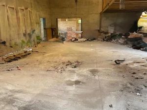 Vente locaux professionnels 917 m² à Coucy-le-Château-Auffrique (02380)  93 000 €