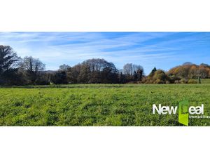 Vente terrain 9000 m² à Sadroc (19270)  55 000 €