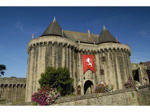 Location appartement 3 pièces 63.7 m² à Hennebont (56700)  560 €