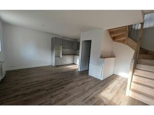 Location appartement  m² T-2 à Jouy-le-Châtel  694 €