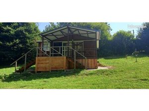 Maison à finir de rénover + chalet habitable + pré