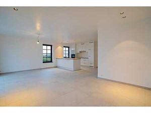 Prachtig lichtrijk nieuwbouwappartement te Buggenhout