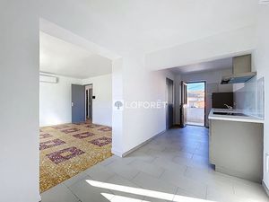 Location appartement 4 pièces 74.49 m² à Nyons (26110)  900 €