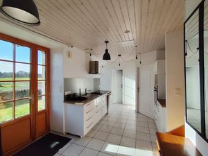 Location meublée maison 7 pièces 143.57 m² à Riec-sur-Belon (29340)  1 100 €
