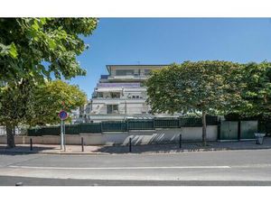 Location appartement  40.63 m² T-2 à Joinville-le-Pont  1 200 €