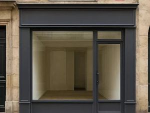 Location locaux professionnels 44 m² à Paris 3ème (75003)  2 200 €