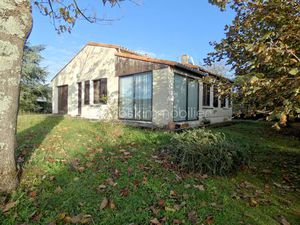 Maison de 90 m² à Marennes