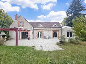 Maison traditionnelle de 192 m² à Saint-Benoit-Sur-Loire