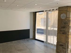 Local-centre ville-plein pied-accès direct rue